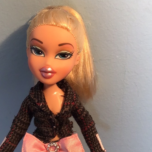 Bratz vintage 2001 doll excellent condition - Picture 2 of 5